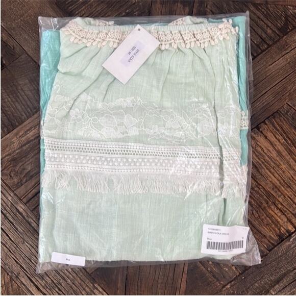 NWT Bindu Lola Off the Shoulder Dress – Sz M - Picture 3 of 4